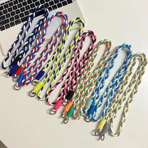 Lanière de téléphone tressée colorée sangle croisée durable pour clés et smartphone