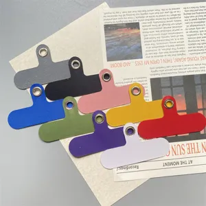 Kleurrijk telefoontether tabje voor lanyard, duurzame stoffen pakking accessoire voor smartphones.