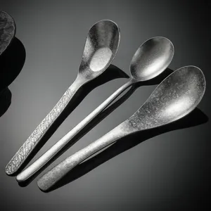 Ensemble de cuillères en titane pur avec texture cristal, cuillère à soupe chinoise et vaisselle.