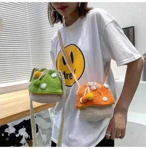 Sac seau champignon au crochet fait main, joli sac bandoulière en tricot pour femmes.