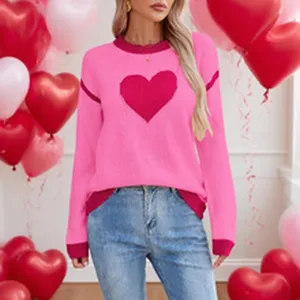 Maglione in maglia rosa da donna con grazioso motivo a cuore, scollo rotondo e maniche lunghe.