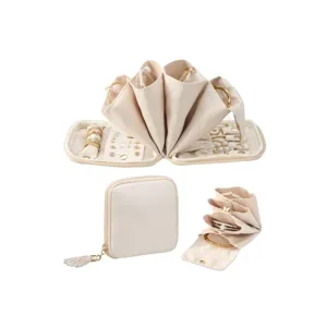 Sac de rangement de bijoux de voyage portable avec compartiments multiples anti emmêlement.