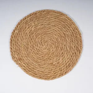 Round woven straw placemat handcrafted thick natural cattail heat insulation table mat