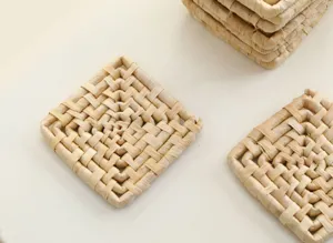 Detailed close-up view of natural woven straw mat texture, perfect for bird pet toys and crafts.