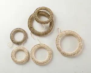 Salvamanteles redondos trenzados de paja de maíz, soportes naturales para la cocina.