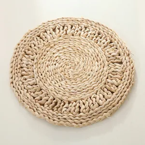 Handmade corn husk braided placemat round woven heat insulation mat rustic table decor details