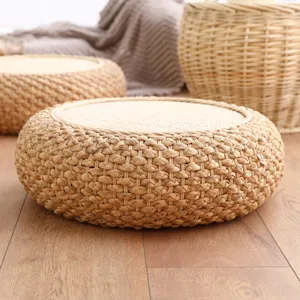 Thickened straw meditation cushion, Japanese tatami pouf for living room and tea room.