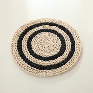 Handmade corn husk woven placemat round heat insulation mat rustic table coaster 1pc