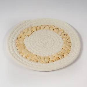 Handmade Corn Husk Woven Placemat Round Heat Resistant Table Mat Natural Straw Dining Table Decor Heat Insulation