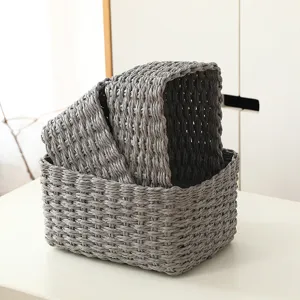 Graues geflochtenes Aufbewahrungskorb-Set, Desktop-Organizer für Kosmetika und Kleinigkeiten.