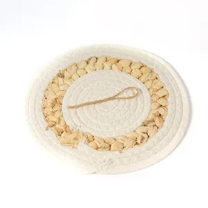Round braided corn husk placemat thickened heat insulation pad for home table protection