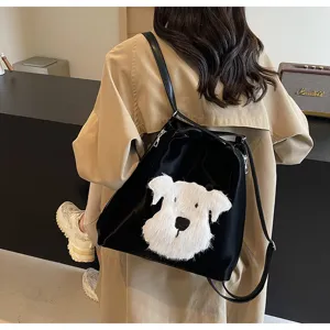 Lässiger Damen-Rucksack für Pendler mit süßem weißen Plüschhund-Aufnäher, vielseitiger Tagesrucksack.