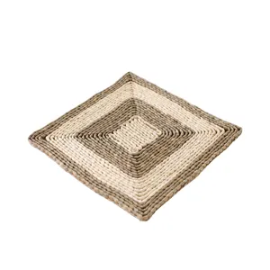 Square woven placemat natural straw table mat heat insulation mat kitchen dining decor.