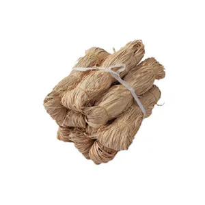 Fasci di rafia naturale per lavori fai da te, tessitura, intreccio e confezioni regalo.