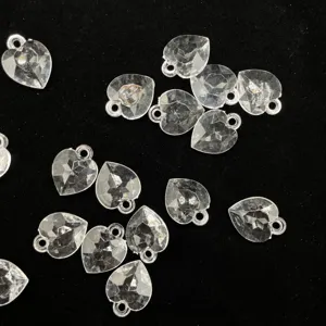 Clear acrylic heart pendants charm DIY jewelry accessories for handmade bracelets keychains.