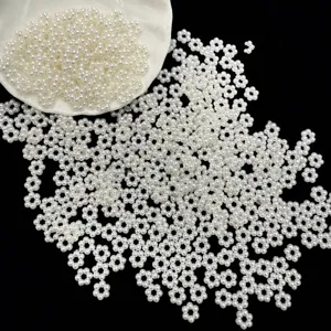Perles de fleurs blanches fournitures de bricolage pour bracelets et breloques.