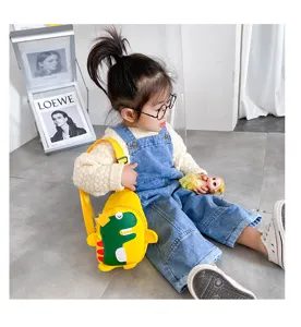 Sac à bandoulière dinosaure pour enfants, joli sac de poitrine mignon pour voyage en plein air.