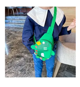 Sac de poitrine dinosaure mignon pour enfants, sac à bandoulière en nylon décontracté pour garçons.