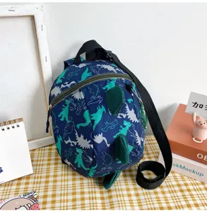 Toddler dinosaur anti-lost backpack for baby boys and girls, cute 3D spikes cartoon school bag.