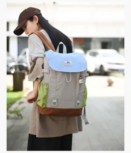 Casual color-block backpack for women, lightweight travel daypack for outdoor hiking.