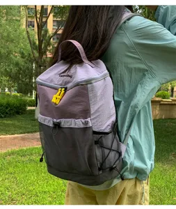 Koreaanse functionele outdoor rugzak, grote capaciteit reizen mesh trekkoord tas.