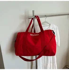 Sac de voyage rouge grande capacité sac de sport fourre-tout avec bandoulière pour fitness