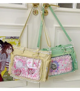 Bolso ita transparente estilo JK japonés bonito con lazos y chapas, vista detallada.