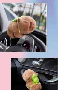 Adorabile peluche di capibara con zainetto tartaruga decorazione per interni auto kawaii.