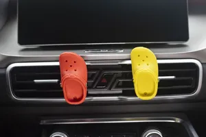 Mini klomp auto ventilatieopening clip, schattige decoratieve aromatherapie clip