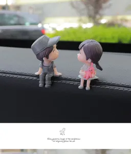 Cute couple car dashboard figurine, sweet cartoon mini ornament for auto interior and desk decor.