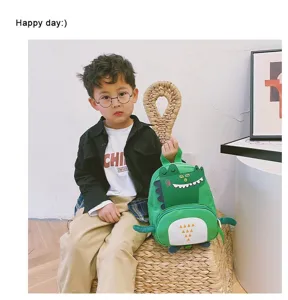 Cute green dinosaur children backpack for boys, cartoon style cute kindergarten school bag.