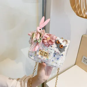 Paidiki tsanta homou tweed me plush bunny kai florale alusida gia omorfa koritsia