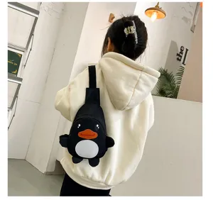 Sac de poitrine mignon canard dessin animé, sac à bandoulière en nylon noir pour enfants.