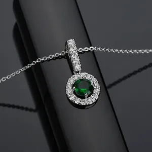 Europese mode zirkoon ketting, elegante ronde schijf hanger sieraden voor vrouwen dagelijks dragen.