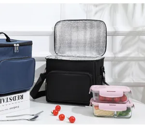 Double-layer insulated lunch bag with foil lining, portable cooler bag for outdoor work.