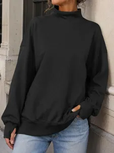 Felpa oversize nera da donna con collo alto pullover a maniche lunghe foro pollice.