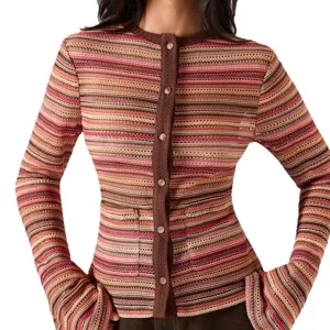 Cárdigan ajustado de rayas elegante con mangas acampanadas para la moda de otoño.