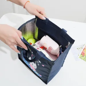 Thickened aluminum foil insulated lunch bag with cat print, portable thermal meal box.