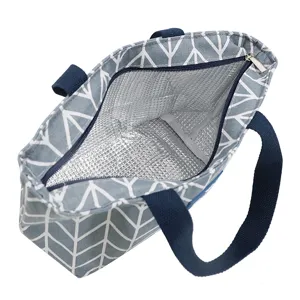 Nordic style linen insulated lunch bag detail showing aluminum foil interior and zipper.