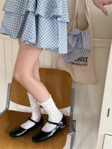Süße japanische weiße Spitzen-Socken atmungsaktives Mesh-Design für Damen Mode neu