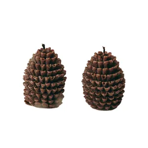 Pinecone scented candle for Christmas home decor, festive ambiance natural wax gift set pair.