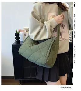 Stylish quilted green crossbody bag for women, large capacity puffer shoulder handbag for daily.
