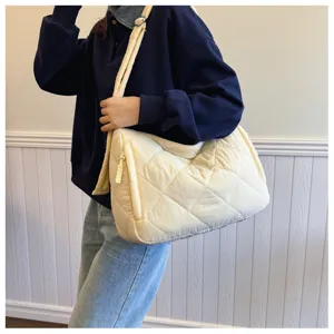 Quilted puffer shoulder bag for women, soft padded crossbody bag for daily casual commute use