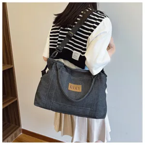 2025 nuova borsa a tracolla in denim stile urbano americano, grande borsa casual.