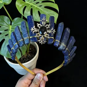 Cerchietto con corona di cristallo blu naturale tiara gotica accessori capelli artigianali