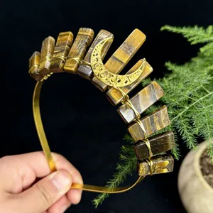 Natürlicher Tigerauge Kristall Krone Haarreif mit goldener Mond Anhänger Damen Party Haarschmuck