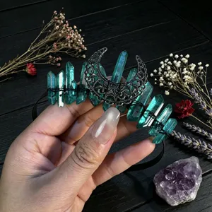Diademe serre-tete gothique en cristal brut vert et lune en metal pour accessoires photo.