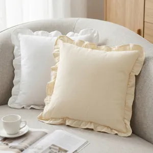 Housse de coussin en coton lave a volants, taie d'oreiller carree unie pour decoration.