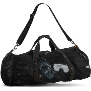 Detailaufnahme der großen schwarzen Mesh-Tasche zur Aufbewahrung von Tauch- und Schnorchelausrüstung.