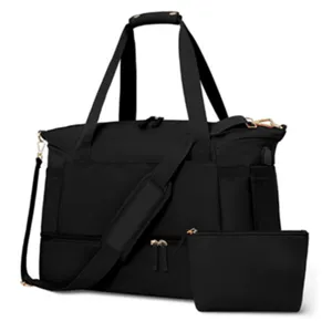 Large Capacity Travel Duffel Bag With USB Charging Port Waterproof Nylon Gym Sports Luggage Bag Weekender Bag For Women